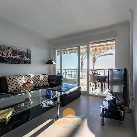 130 - Beachfront With Spectacular Sea Views, Apartment Fuengirola