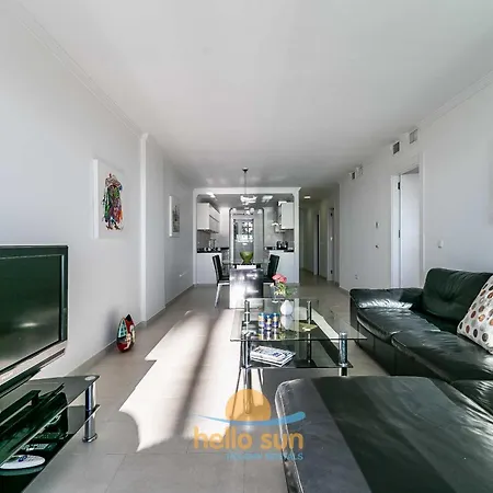 Apartment 130 - Beachfront With Spectacular Sea Views, Fuengirola