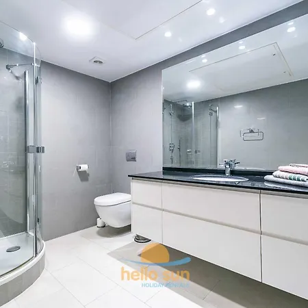 Apartment 130 - Beachfront With Spectacular Sea Views, Fuengirola