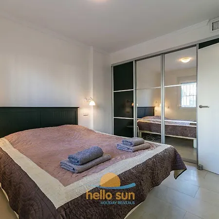 130 - Beachfront With Spectacular Sea Views, Apartment