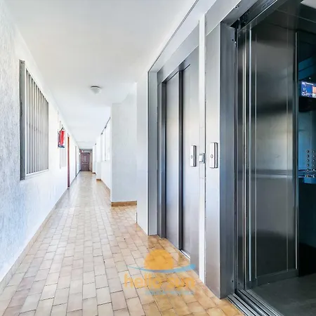 Apartment 130 - Beachfront With Spectacular Sea Views, *