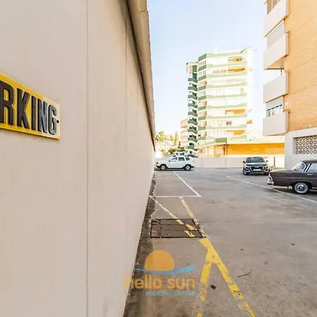 130 - Beachfront With Spectacular Sea Views, Fuengirola